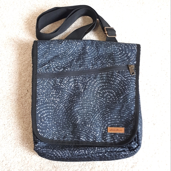 eddie bauer crossbody purse